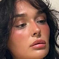 manjolamuriqi Meztelen