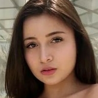 Manon Pand Meztelen