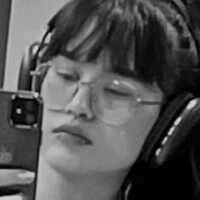 Manucasmontt Meztelen