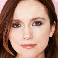 Margot Abascal Meztelen