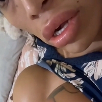 Melanie Scarleth Meztelen