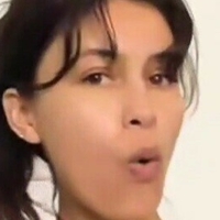 mia000 Meztelen