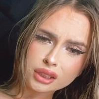 Michell Leon Meztelen