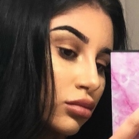 Mikaela Testa Meztelen