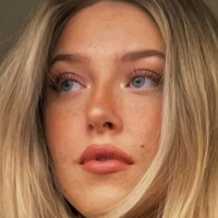 Mikaelamariia Meztelen