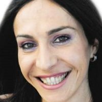 Mina Orfanou Meztelen