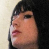 Mira Scarlet Meztelen