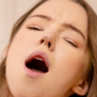Mirka Meztelen