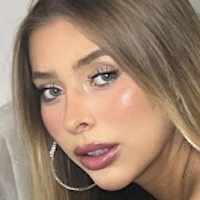 nadinewenisch Meztelen