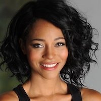 Natasha Marc Meztelen