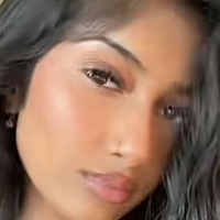 Neha Paul Meztelen