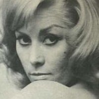 Nicole Debonne Meztelen