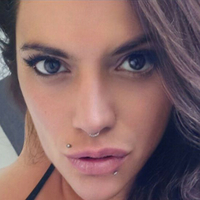 Nicole Schwarz Meztelen