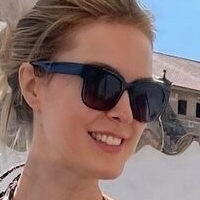 Nina Ensmann Meztelen