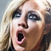 Nita Strauss Meztelen