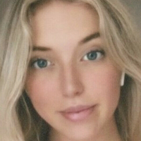 Noa Maureen Meztelen