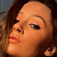 obey.genevieve Meztelen