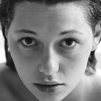 Ollivier Mathilde Meztelen