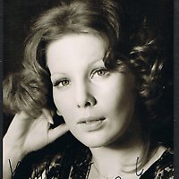 Petra Maria Grühn Meztelen