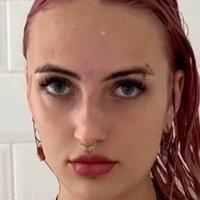Pikkiundmichelle/Travelslvts Meztelen