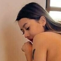 pumalookfree Meztelen