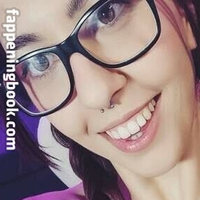 Radiopornopanda Meztelen