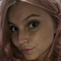 Rebecca Ellie Meztelen