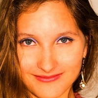 Ricci Tauscher Meztelen