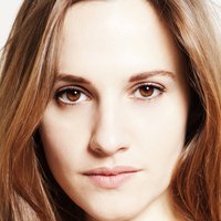 Ruth Bradley Meztelen
