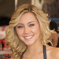 Sammi Maben Meztelen