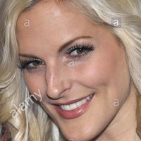 Sandy Moelling Meztelen