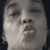 Santurce 73 Meztelen