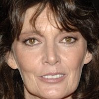 Sarah Douglas Meztelen