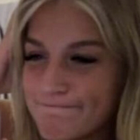 Sarah Lindstrom Meztelen