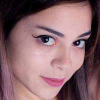 Satin Meztelen