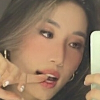 Seolahh Meztelen