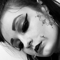 sexxmetalxbarbiex Meztelen