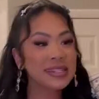 Sharon Tran Meztelen