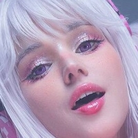 Shirogane-Sama Social Media Thread Meztelen