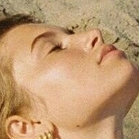 Sienna Schmidt Meztelen