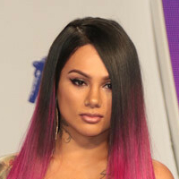 Snow Tha Product Meztelen