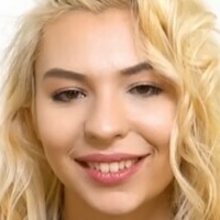 Sophia Sweet Meztelen