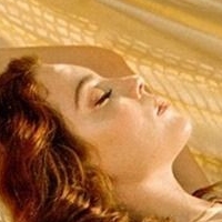 Sophie O’Neil Meztelen