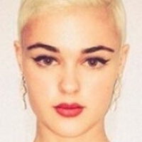Stefania Ferr Meztelen