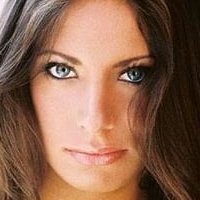 Stephanie Christine Medina Meztelen