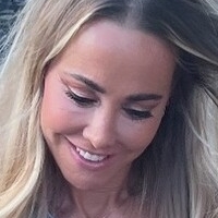 Sylvia Walker Meztelen