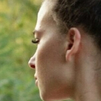 Szevelin Meztelen