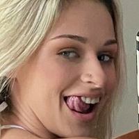 taviathevix Meztelen