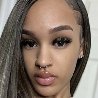 tiahnie Meztelen