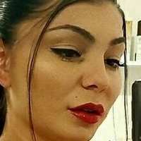 tiiffany Meztelen